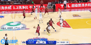 势头起来了！北京次节三分多钟轰出一波11-2的攻势
